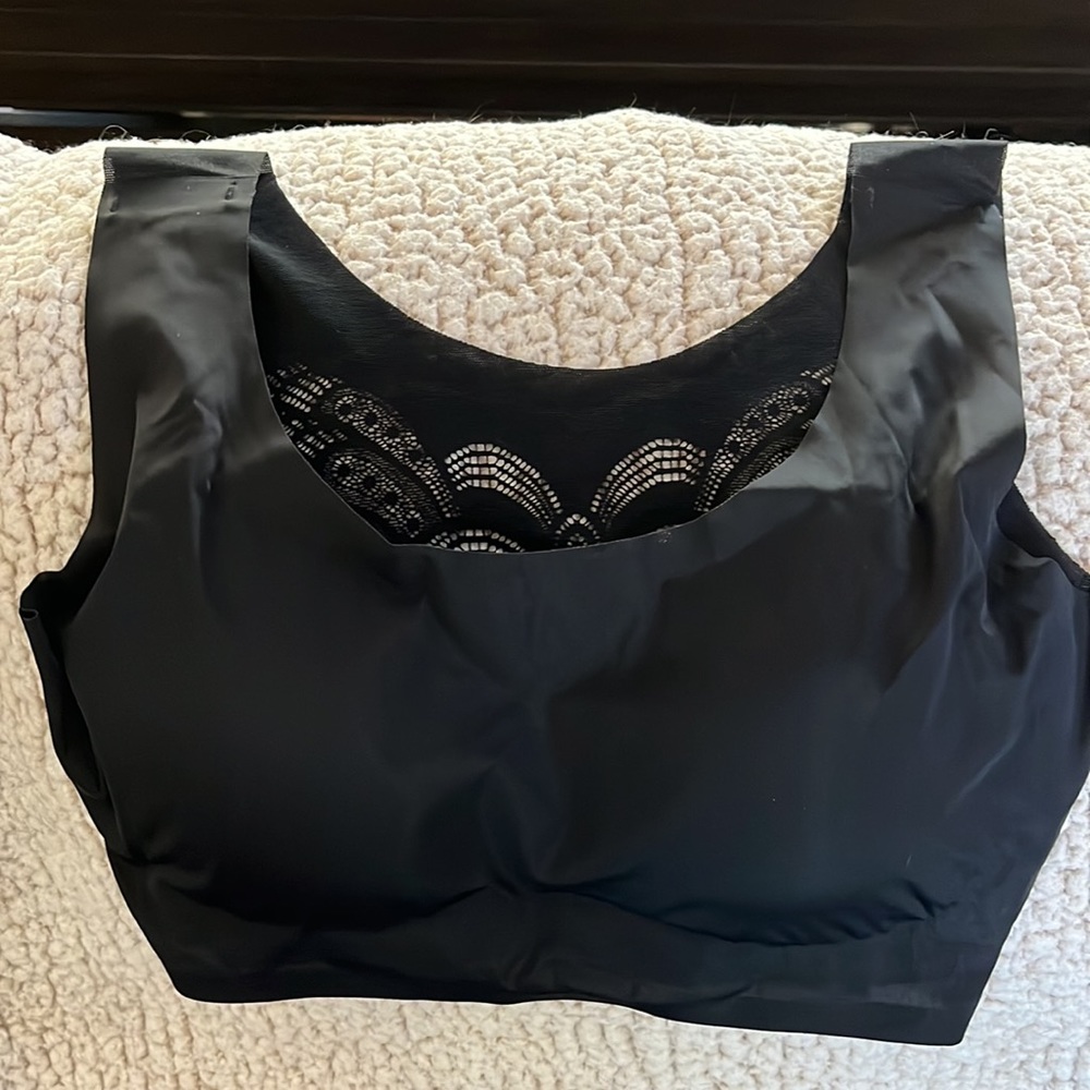 NWT Wireless Butterfly Back Seamless Wide Strap Breathable Yoga Sleep Bra - Picture 4 of 5